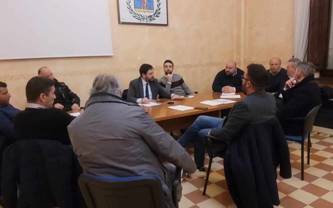 Il senatore Fina incontra i sindaci della Marsica: “Tenere alta l’attenzione sulle questioni strategiche”